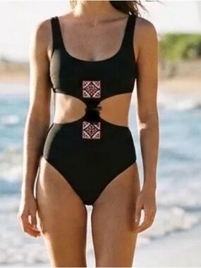 NWT Breaking Waves SwimSuit  Connected  Cutout Front High Waisted EmbroiderSz S